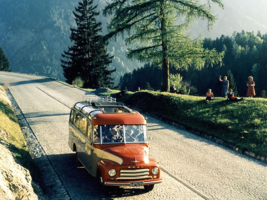  Opel Blitz 1.75t Omnibus by Kassbohrer 1952 года  (фото 6 из 6)